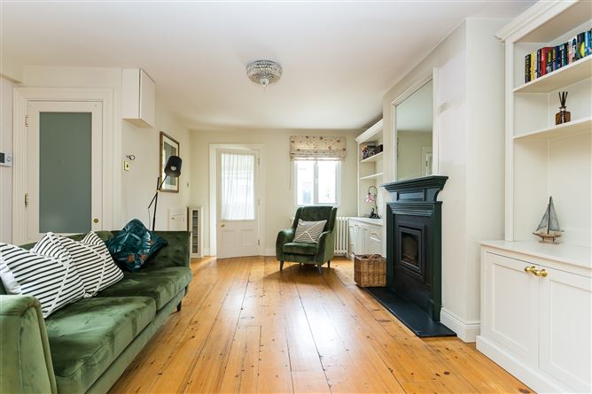 55 McCabe Villas, Booterstown, Co Dublin