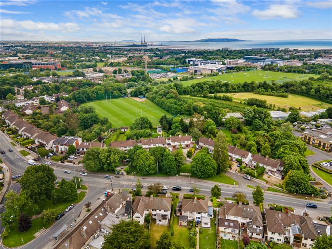 4 Roebuck Road, Clonskeagh, Dublin 14