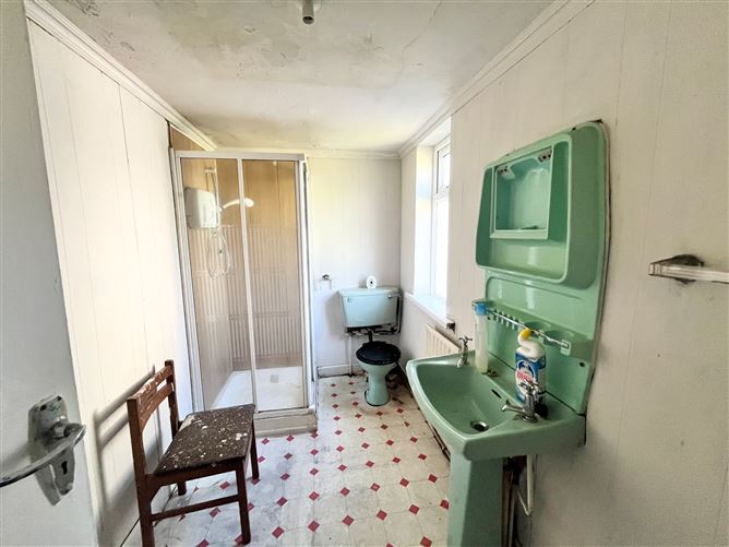Cottage on c.0.3 Acre / 0.12 HA., Coill Dubh, Kildare