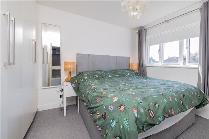 https://photos-a.propertyimages.ie/media/9/9/2/4952299/6ab2e790-1cd4-4e82-97e6-0dff2c42e2bb_l.jpg