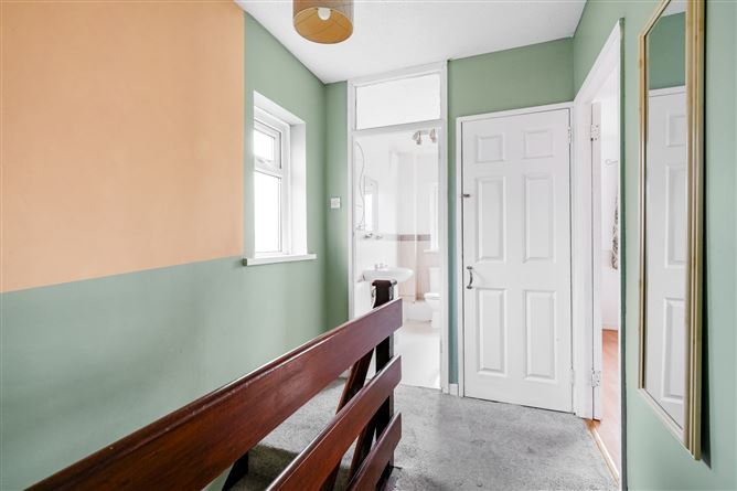 1 Oak Rise, Clondalkin, Dublin 22, D22 H6F6