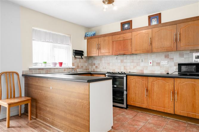 1 Oak Rise, Clondalkin, Dublin 22, D22 H6F6