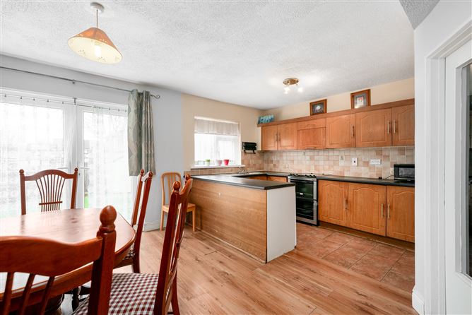 1 Oak Rise, Clondalkin, Dublin 22, D22 H6F6