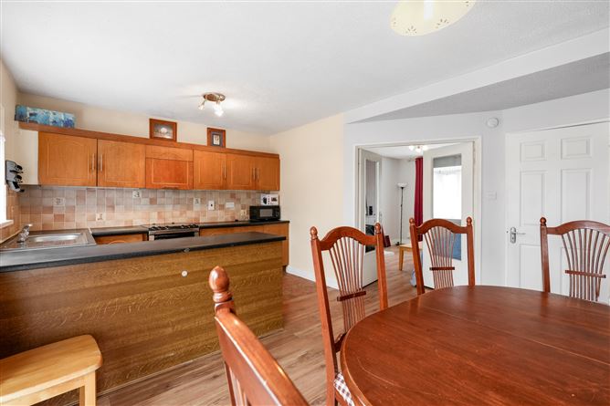 1 Oak Rise, Clondalkin, Dublin 22, D22 H6F6