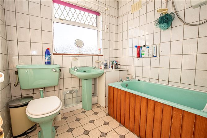 54 Montrose Grove, Artane, Dublin 5