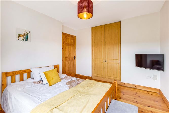 Photo 15 of 23 — 9 Flower Hill, Rocklands, Cavan