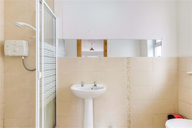 Photo 10 of 23 — 9 Flower Hill, Rocklands, Cavan