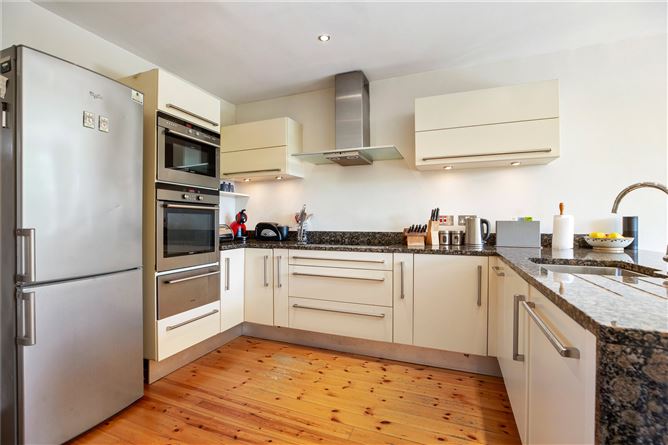 Kremasti, 12 Beech Court, Killiney, Co. Dublin