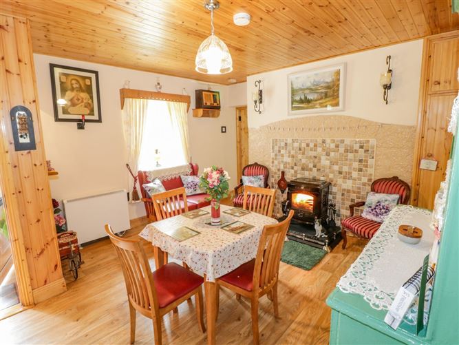 Cartron Cottage,Cartron Cottage, Cartron Cottage, BALLINTUBBER, CLAREMORRIS, CO. MAYO, F12 DH76