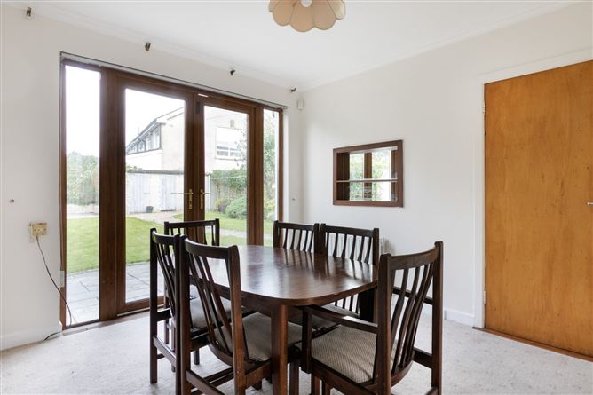 27 Ardeevin Avenue, Lucan, Co. Dublin