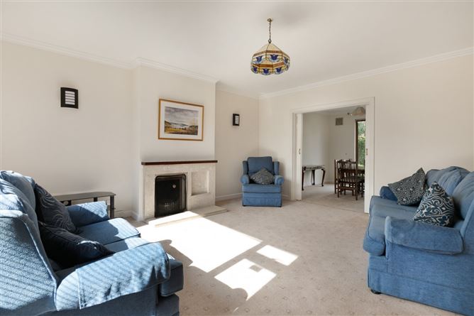 27 Ardeevin Avenue, Lucan, Co. Dublin