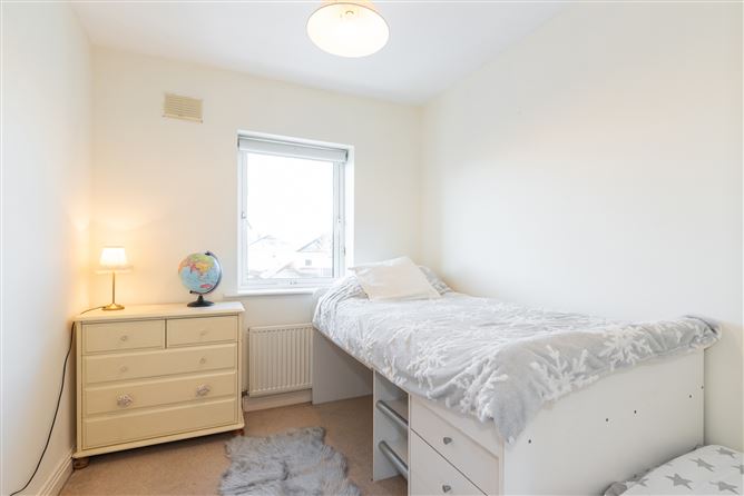 23 Woodstown Meadow, Knocklyon, Dublin 16