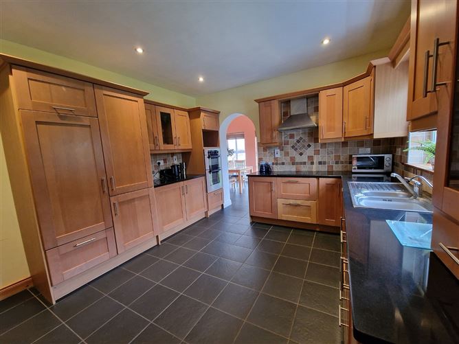 17 Cul Daire, Lissycasey, Ennis, Co. Clare