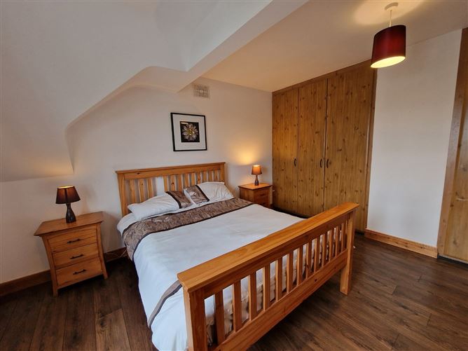 17 Cul Daire, Lissycasey, Ennis, Co. Clare