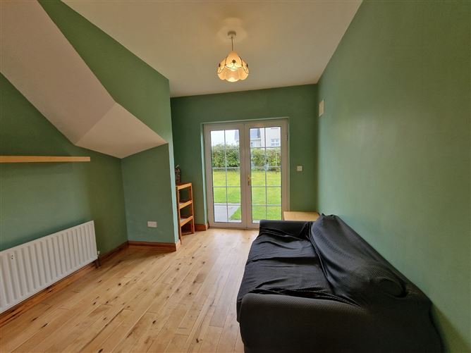 17 Cul Daire, Lissycasey, Ennis, Co. Clare