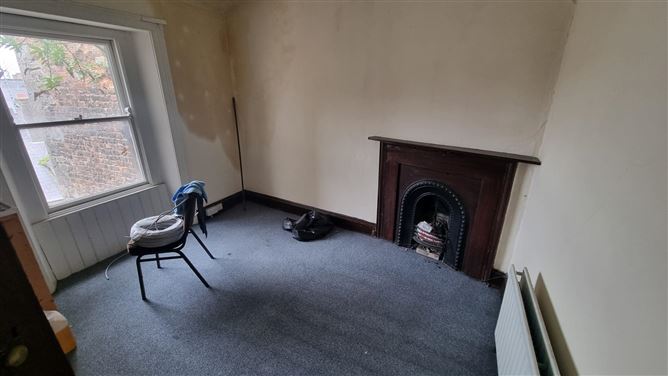 18 The Diamond, Monaghan Town, Monaghan