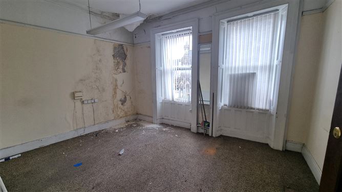 18 The Diamond, Monaghan Town, Monaghan