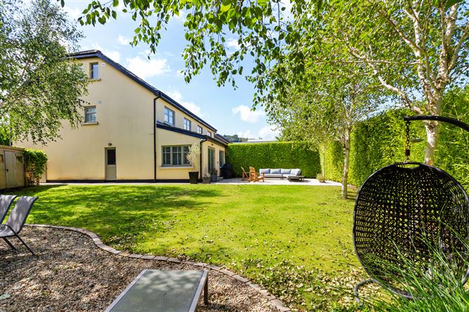 https://photos-a.propertyimages.ie/media/9/9/3/4932399/8ae27b25-0203-4642-a33b-4062261fe2c0_l.jpg
