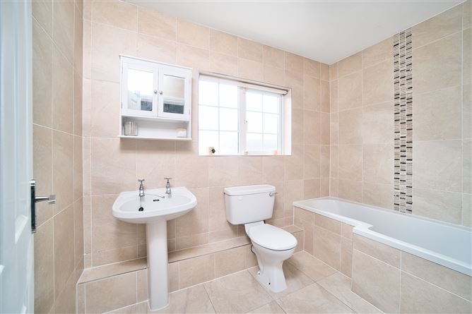 6 Aylmer Road, Newcastle, Dublin