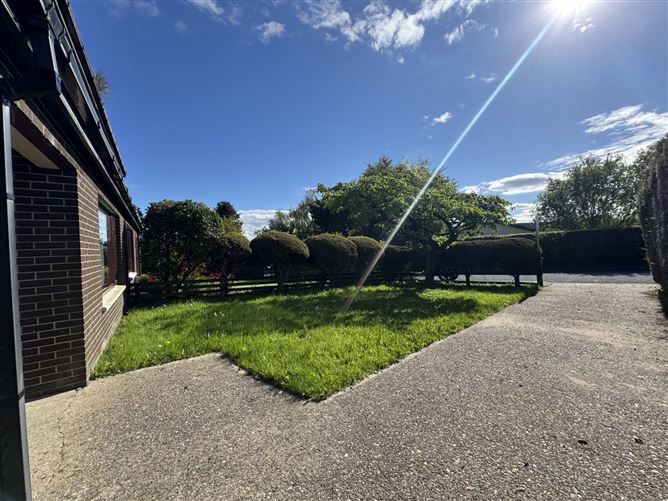 Photo 10 of 12 — 61 Sandy Grove, Blackrock, County Louth