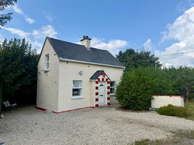 Photo 1 of 20 — "Fuchsia Cottage", Blackhall, Killurin, Wexford