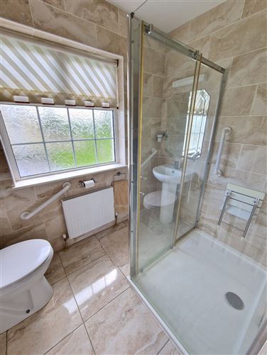 28 Cronan Gardens, Shannon, Co. Clare