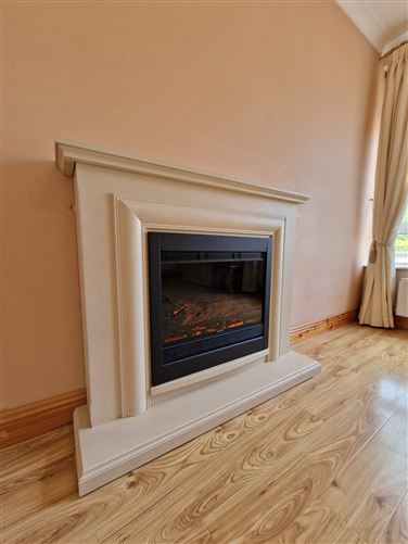 28 Cronan Gardens, Shannon, Co. Clare