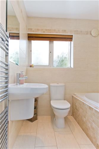 9 Fforster Drive, Lucan, Co. Dublin