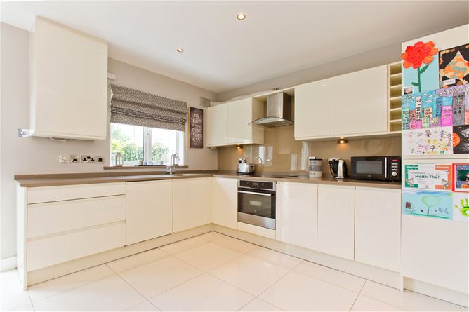 9 Fforster Drive, Lucan, Co. Dublin