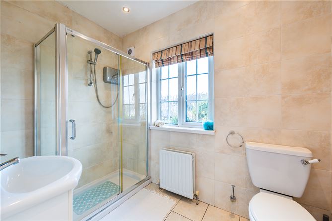 25 Meadow  View, Churchtown, Dublin 14