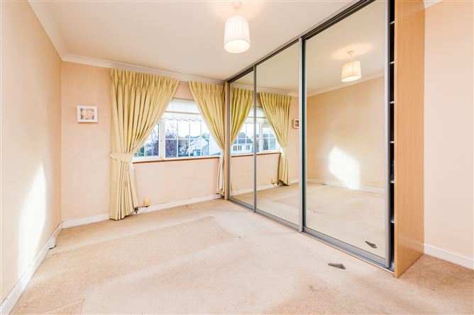 25 Meadow  View, Churchtown, Dublin 14