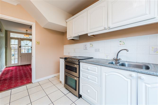 25 Meadow  View, Churchtown, Dublin 14