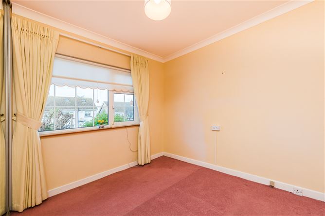 25 Meadow  View, Churchtown, Dublin 14