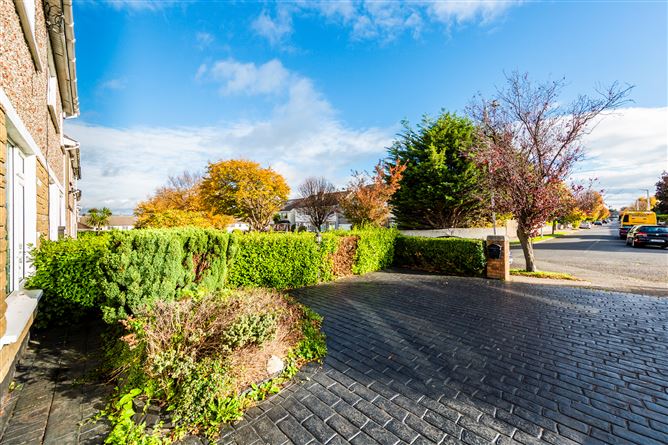 25 Meadow  View, Churchtown, Dublin 14
