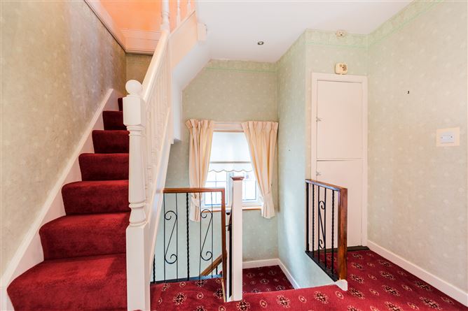 25 Meadow  View, Churchtown, Dublin 14