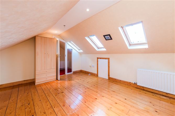 25 Meadow  View, Churchtown, Dublin 14