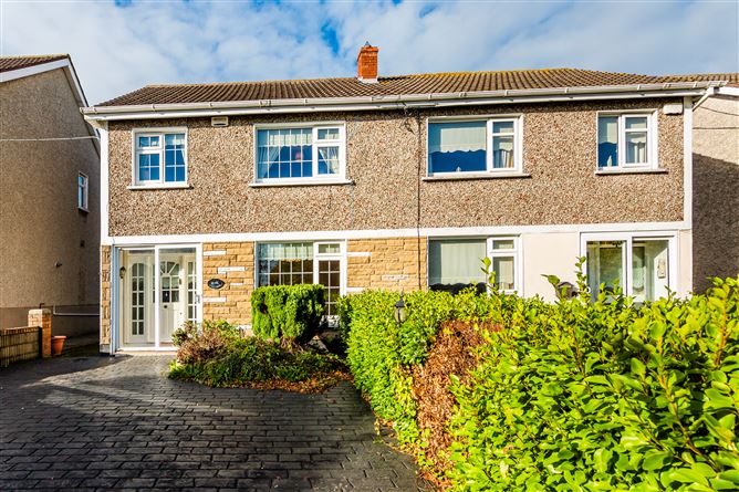 25 Meadow  View, Churchtown, Dublin 14