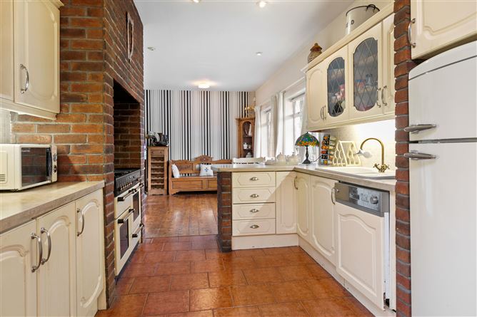 110 Rathdown Park, Terenure, Dublin 6W