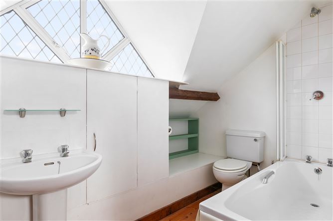 110 Rathdown Park, Terenure, Dublin 6W