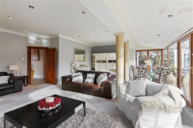 110 Rathdown Park, Terenure, Dublin 6W