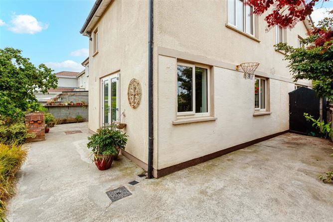 1 Cherbury Park Road, Lucan, Dublin
