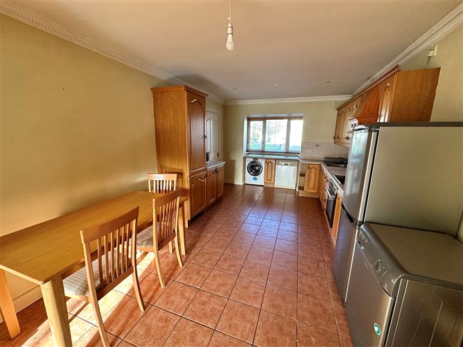 No. 5 'Dunore', Larchfield Court, Kilkenny, Kilkenny Clodagh Daly