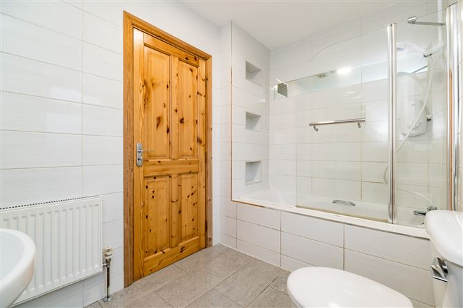 2 Norbury Woods Avenue, Tullamore, Co. Offaly