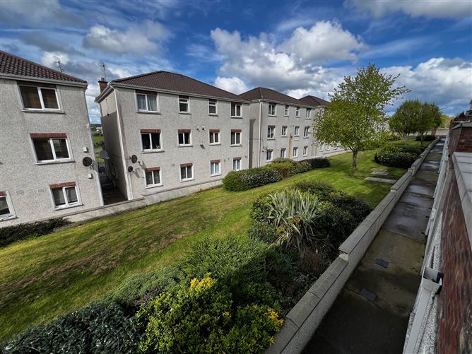 32 The Square, Riverbank, Drogheda, Louth