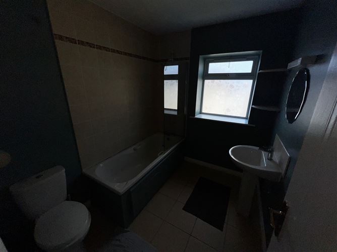 32 The Square, Riverbank, Drogheda, Louth