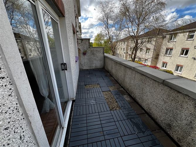 32 The Square, Riverbank, Drogheda, Louth