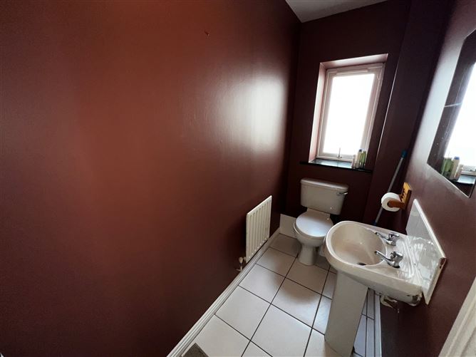 32 The Square, Riverbank, Drogheda, Louth