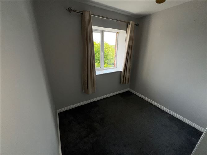 32 The Square, Riverbank, Drogheda, Louth