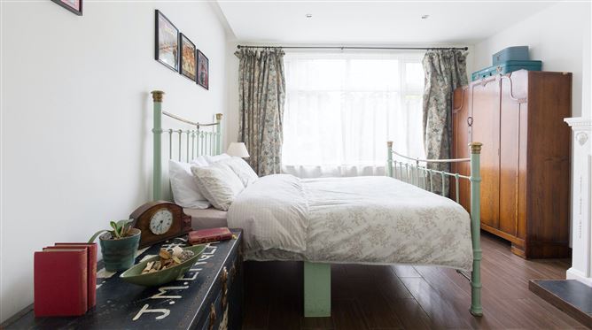 Downhills Way,London,Greater London,United Kingdom