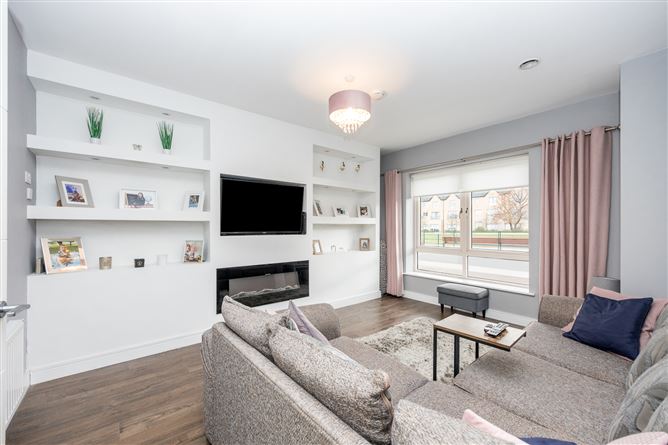 https://photos-a.propertyimages.ie/media/9/9/4/4910499/23fe21cf-0bf2-4a2d-abbd-046d298766ec_l.jpg